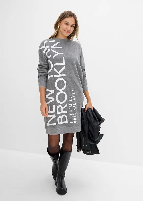 Abito oversize in morbida felpa di misto cotone, bonprix