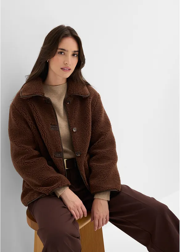 Giacca in pelliccia teddy con tasche applicate, bonprix