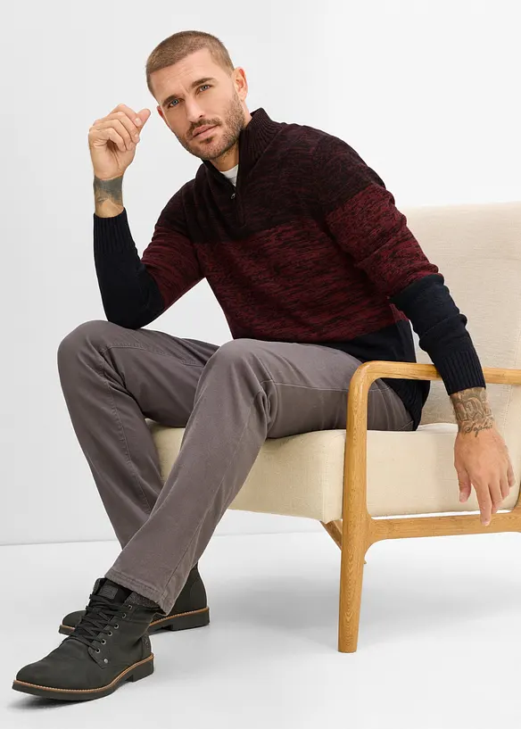 Maglione con collo alto e zip in morbido misto cotone, bonprix