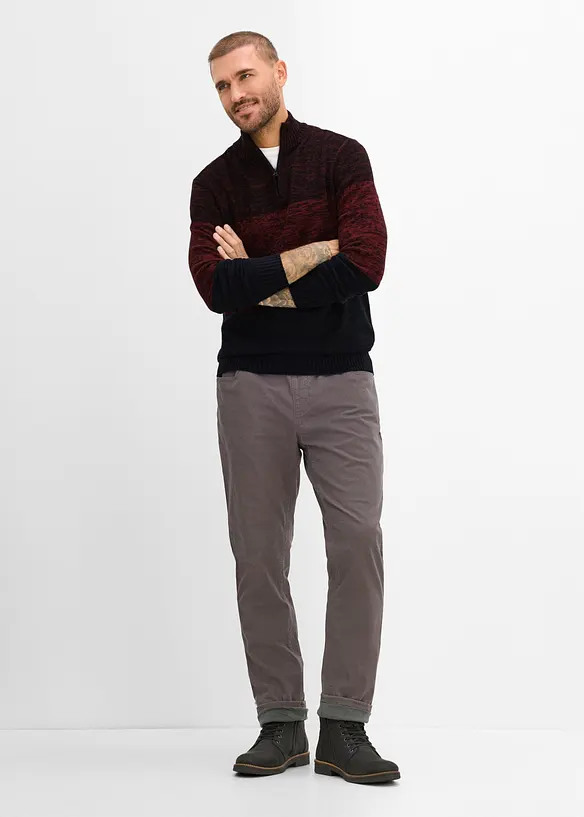 Maglione con collo alto e zip in morbido misto cotone, bonprix