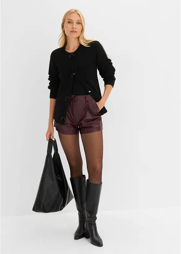 Shorts in similpelle, bonprix