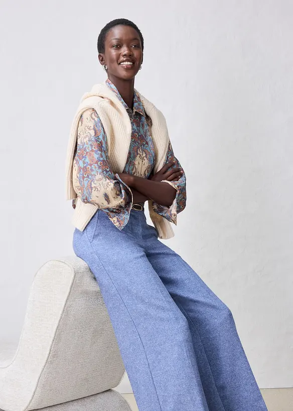 Pantaloni in misto lana con struttura a spina di pesce, bonprix