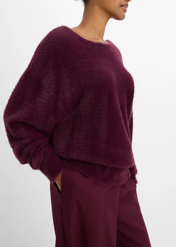 Maglione lungo in filato piumato morbido, bonprix