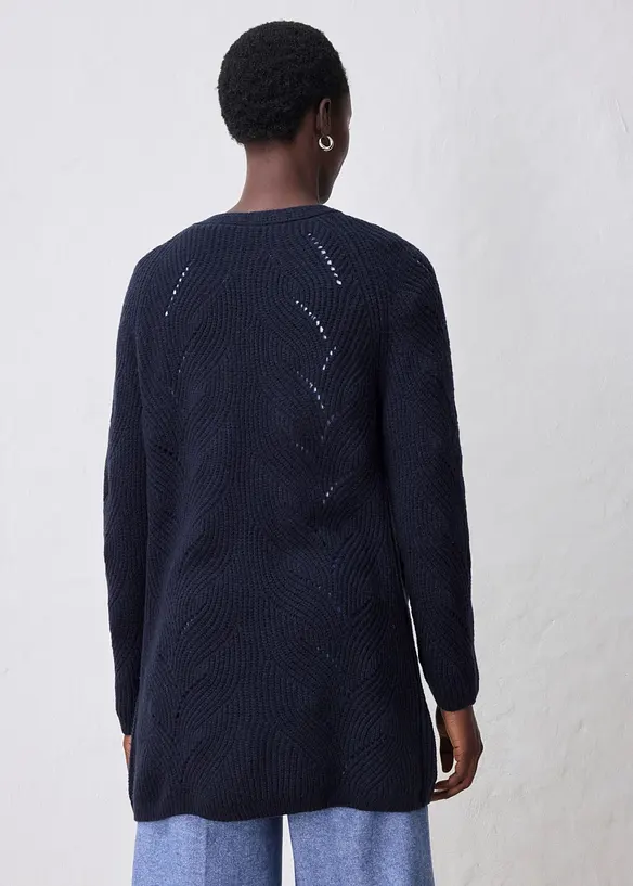 Cardigan lungo in fine misto lana merino con motivo traforato, bonprix