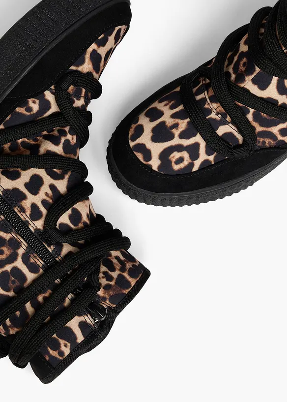 Scarponcini animalier stringati e foderati, bonprix