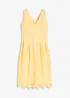Abito in pizzo con inserto all'uncinetto, bonprix