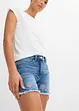 Shorts di jeans con ricami traforati, bonprix