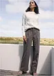 Pantaloni con pinces a quadri e catenina staccabile, bonprix