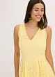 Abito in pizzo con inserto all'uncinetto, bonprix