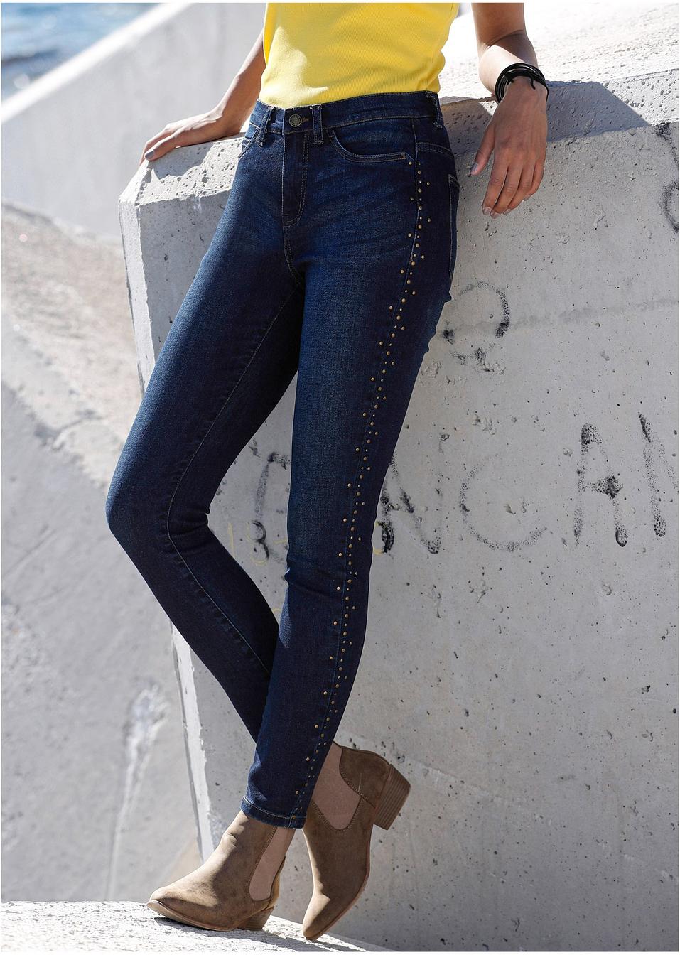 Jeans skinny alla caviglia ultra elasticizzati con borchie Blu scuro